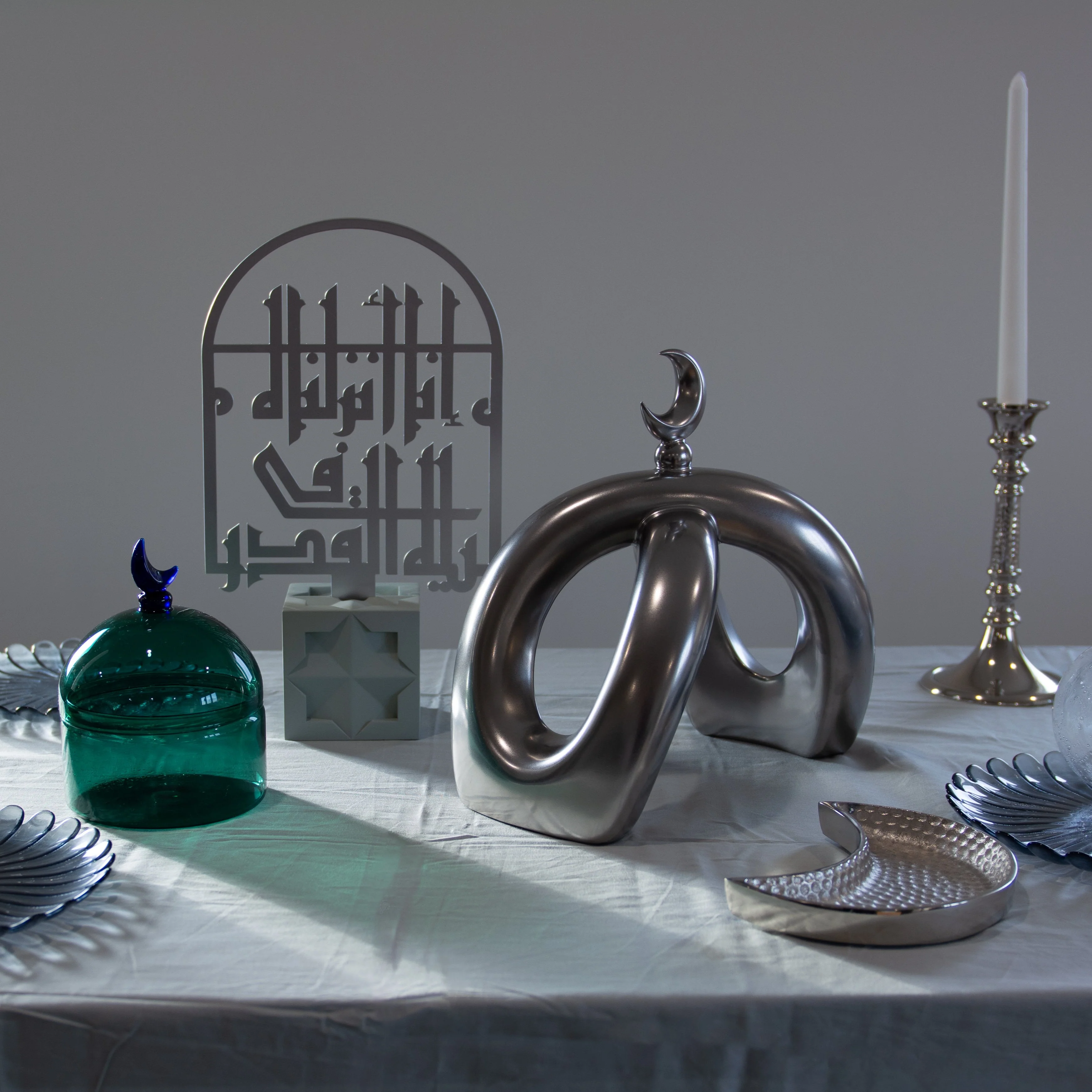 Crescent Knot Sculpture: Chrome - Image 3