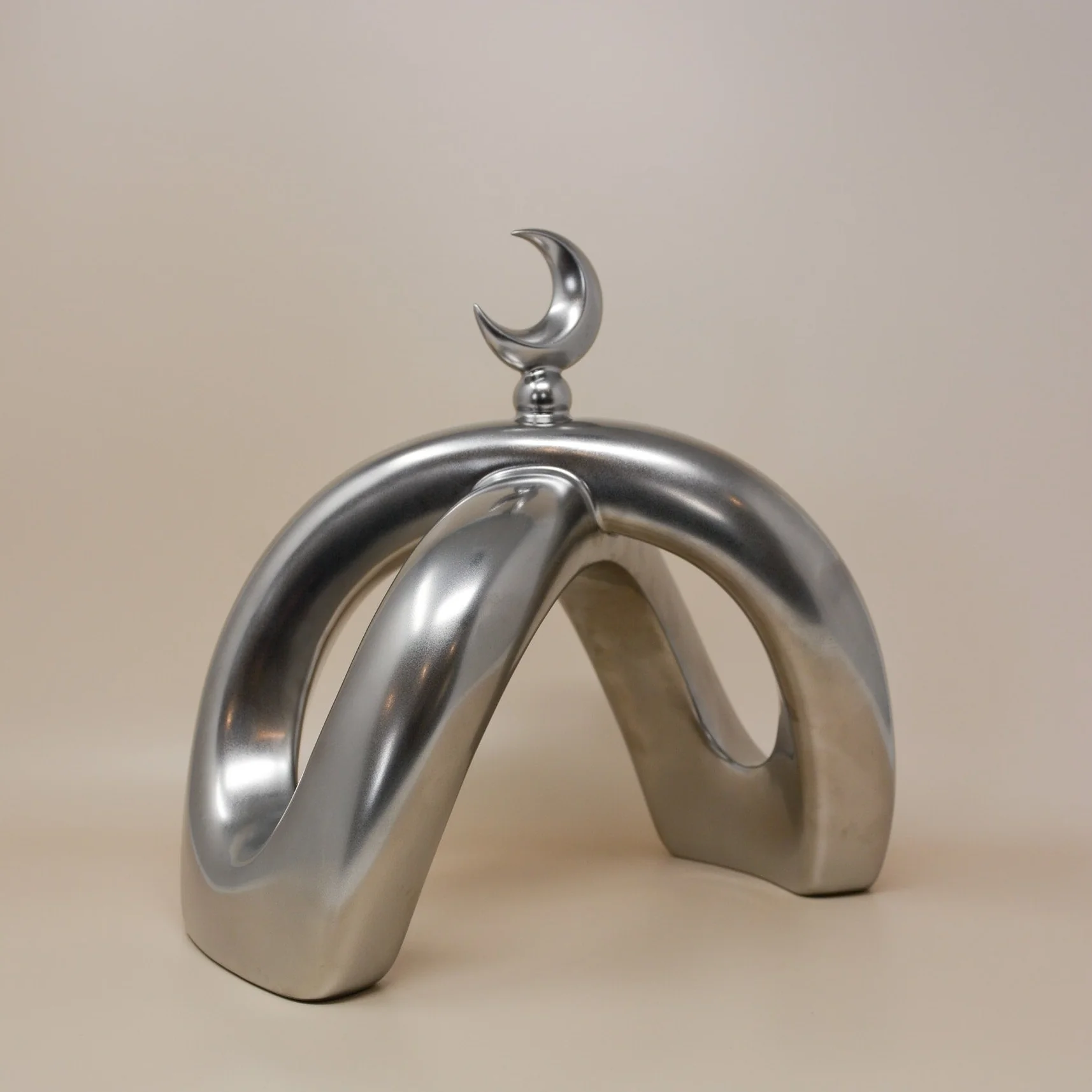 Crescent Knot Sculpture: Chrome - Image 6
