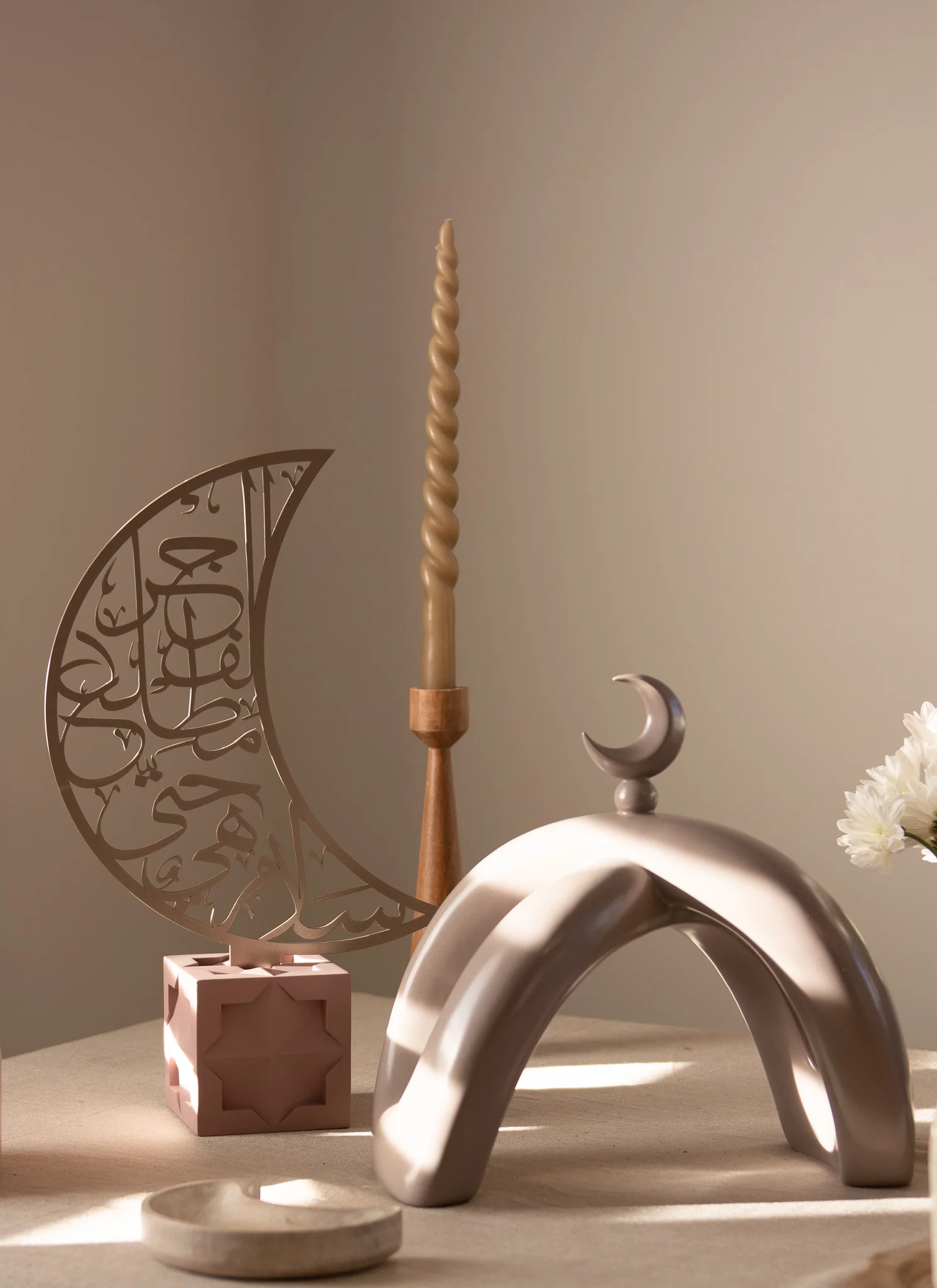 Crescent Knot Sculpture: Mocha - Image 3