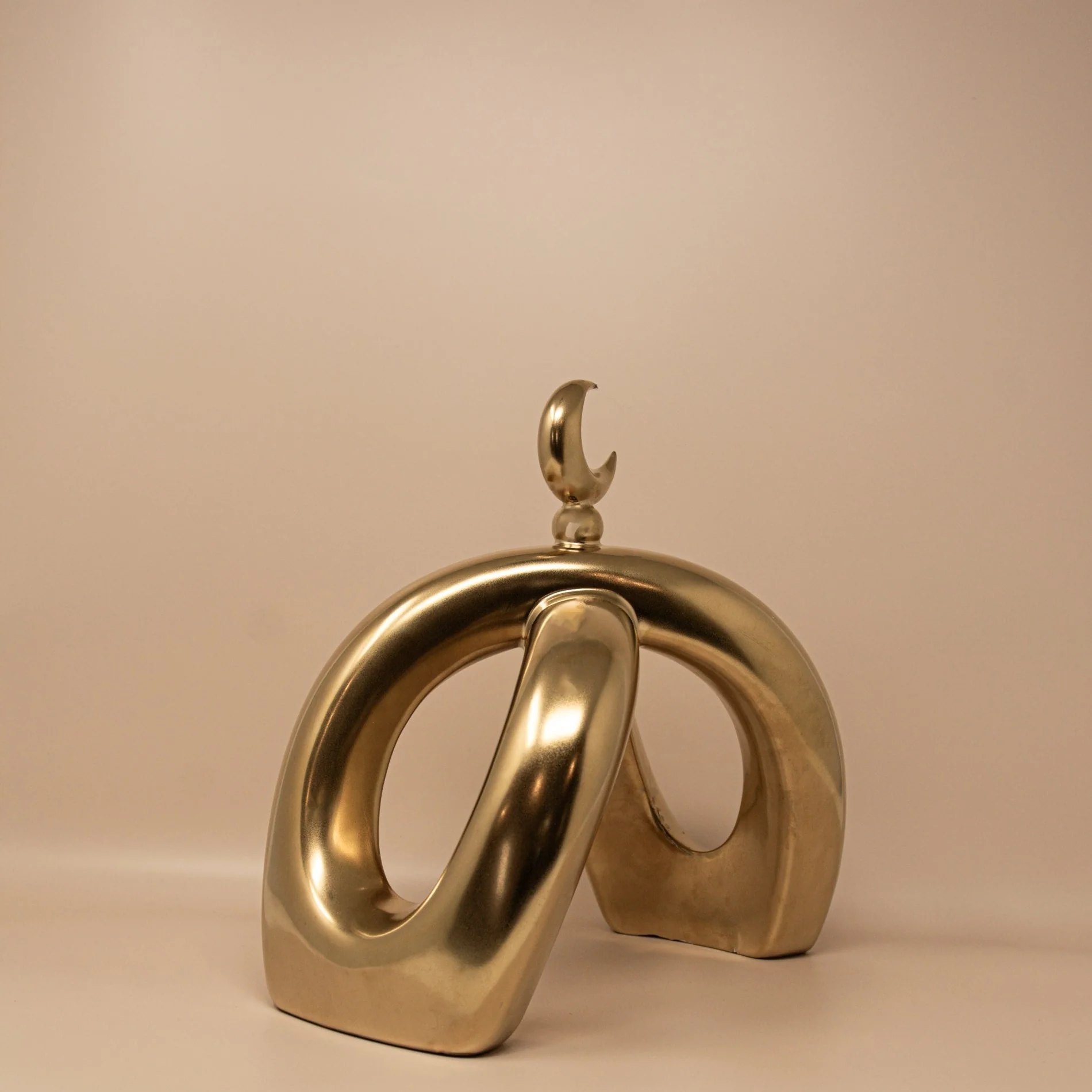 Crescent Knot Sculpture: Rustic Gold - Image 2