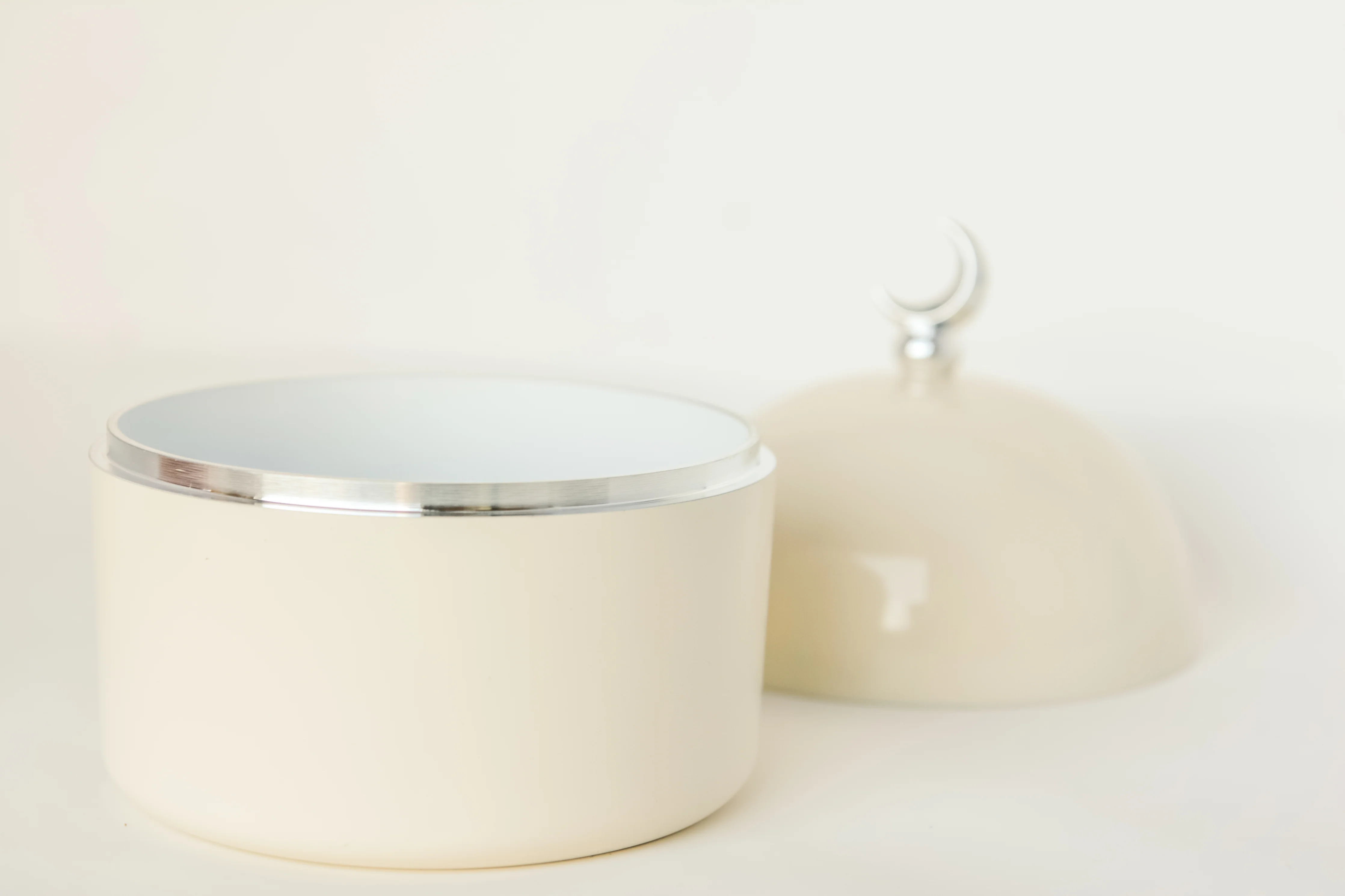 Moon Dome Jar - White Chocolate - Image 6